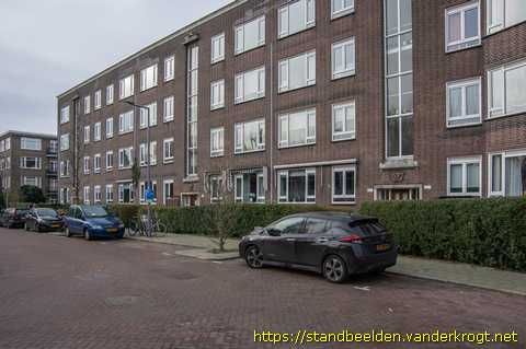 Rotterdam -  Mannen- en vrouwenkoppen, dieren en zonnebloemen