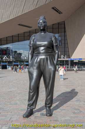 Rotterdam -  Moments Contained