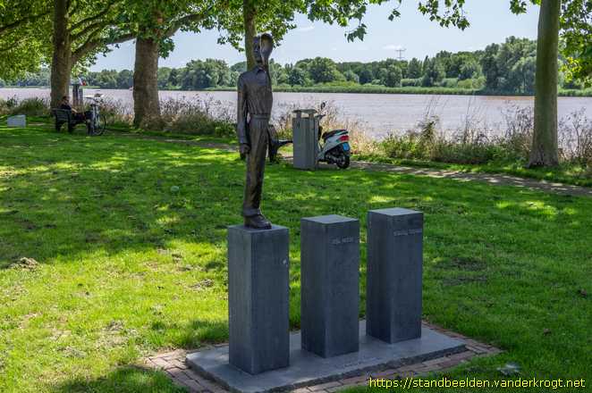 Sliedrecht -  Monument Merwedegijzelaars
