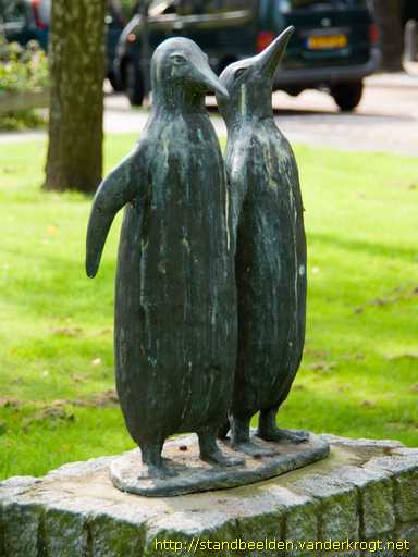 Warmond -  Twee Pinguïns