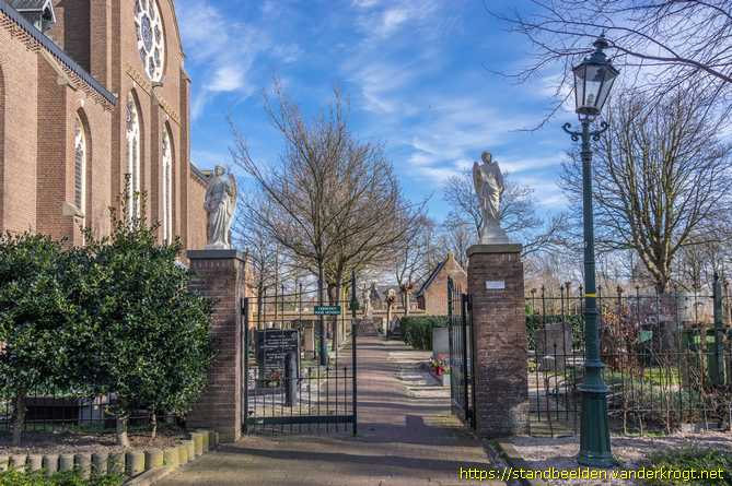 Voorhout -  Twee engelen