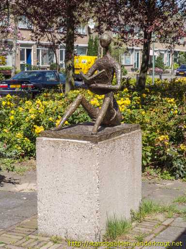 Vlaardingen -  Lezend kind