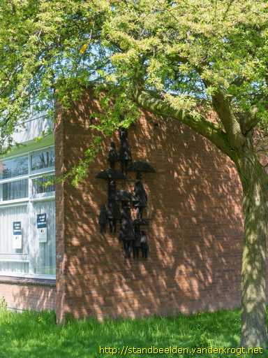 Vlaardingen -  Onder moeders paraplu