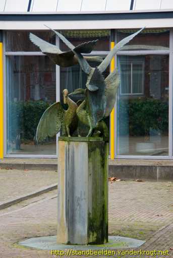 Voorschoten -  Zwanen