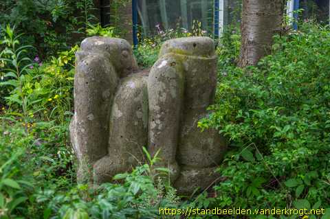 Voorschoten - Twee figuren