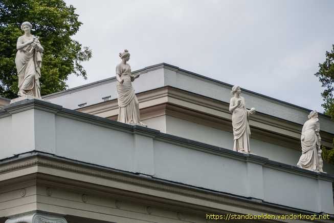 Wassenaar -  Muzen