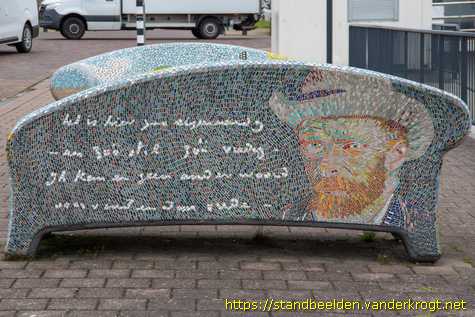 Nieuw-Amsterdam/Veenoord - Social sofa's 'Vincent van Gogh'