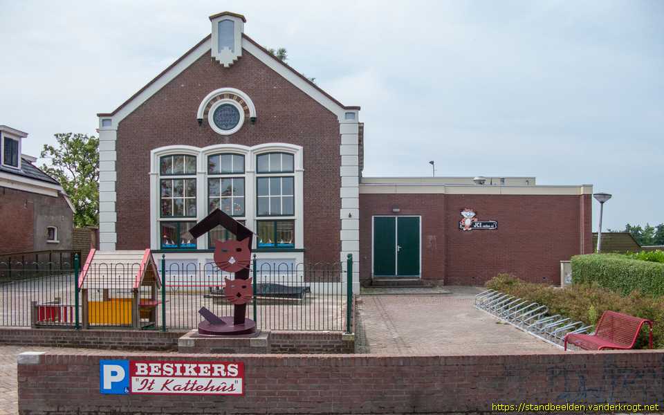 Jirnsum - Jirnsumer katten ûnder dak