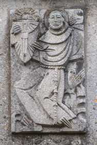 Ammerzoden - Reliëfs Sint-Williborduskerk