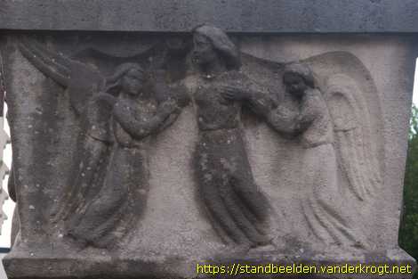 Nijmegen - Maria met kind