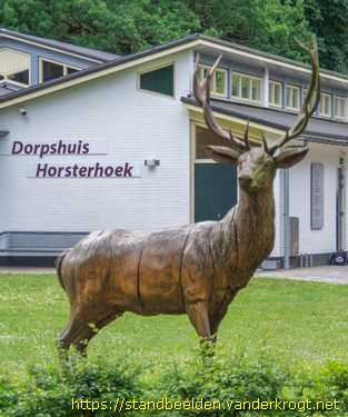Vierhouten - Houten dierenbeelden