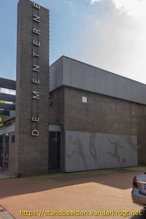Muntendam - Handballers, voetballers, turners en dansers