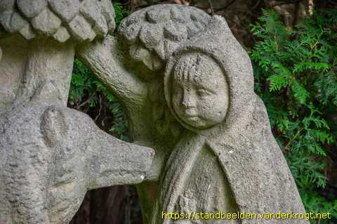 Stadskanaal - Roodkapje en de wolf