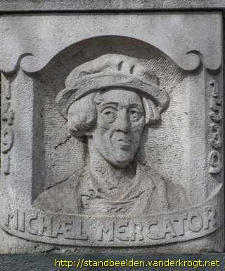 Venlo - Portretreliëfs beroemde Venlonaren (Postkantoor)