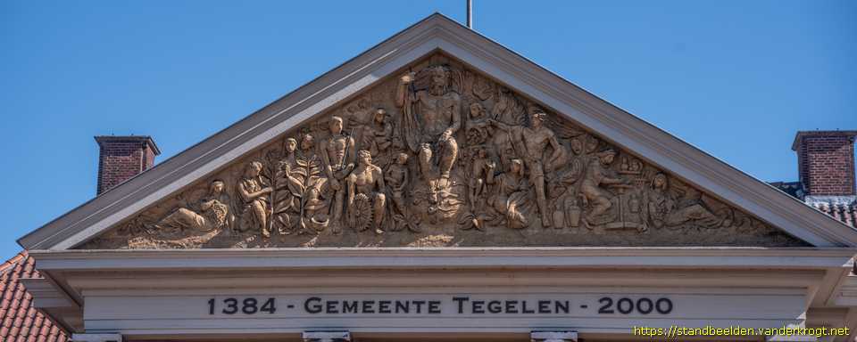 Tegelen - Pater-Familias-timpaan