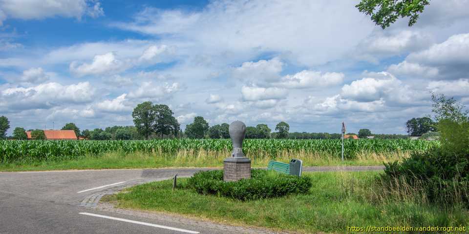 Castelré - Monument 100 Jaar Ballonpost