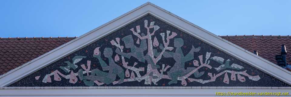 Hilvarenbeek - Perenplukkende kinderen