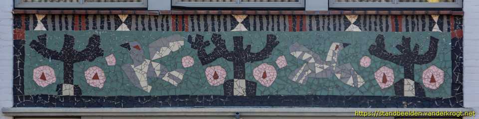 Hilvarenbeek - Perenplukkende kinderen