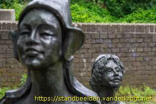 Oss - Sprookje van Mettegeupel: Edelvrouwe