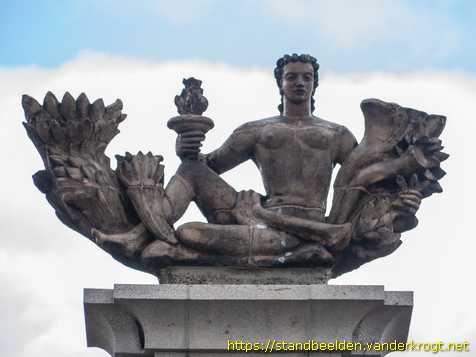 Roosendaal - Allegorie op de spoorwegen en de welvaart