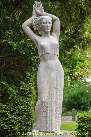 Bloemendaal - Bevrijdingsmonument en Gedenkplaat 1945