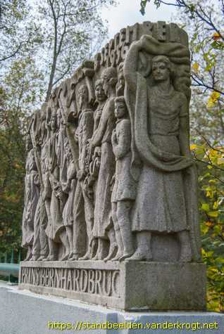 Overveen - Reliëf Prins Bernhardbrug