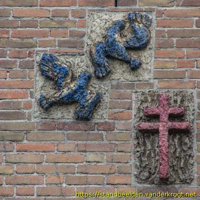Haarlem - Reliëf Touwspringend meisje