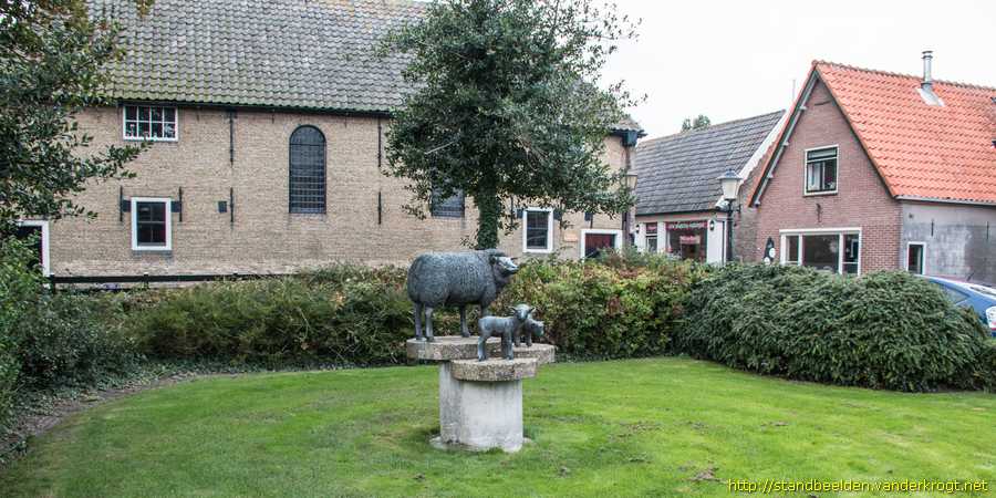 Oosterend - Schaap met twee lammeren