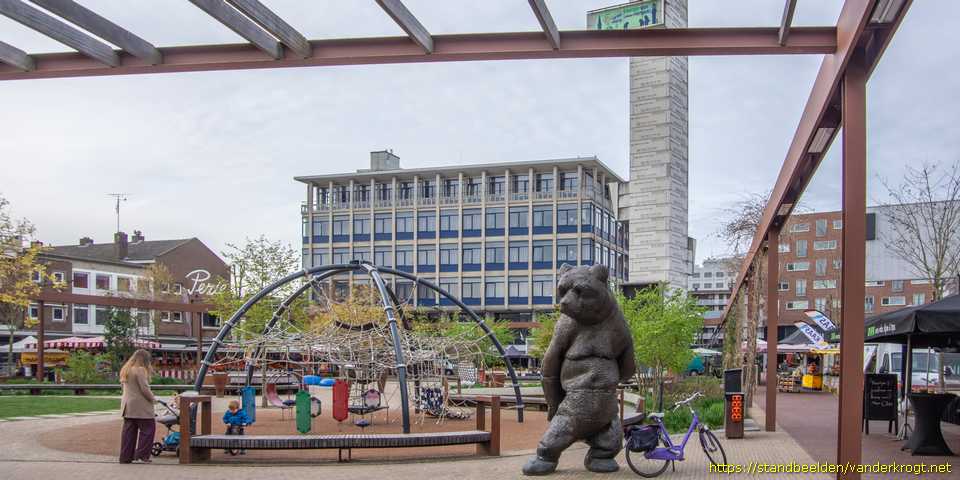 Hengelo - Badgasten