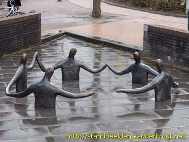 Ommen - Beeldengroep Ommen 750 jaar Stad