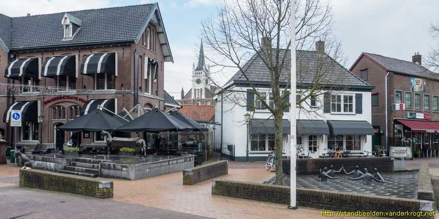 Ommen - Beeldengroep Ommen 750 jaar Stad
