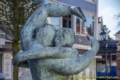 Baarn - De Omhelzing