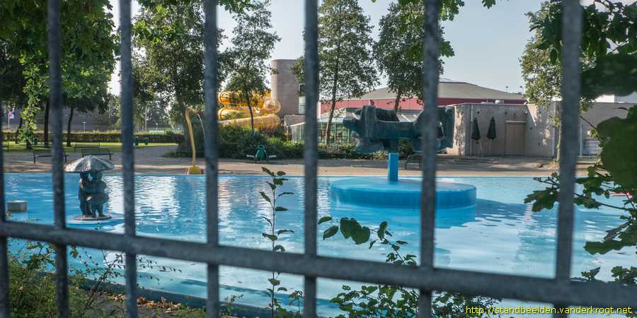 Utrecht - Onder moeders paraplu