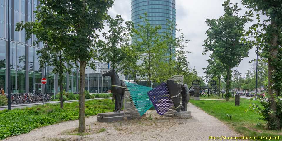 Utrecht - Groot gezadeld paard