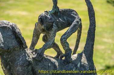 Veenendaal - Hond, Aap & Engel