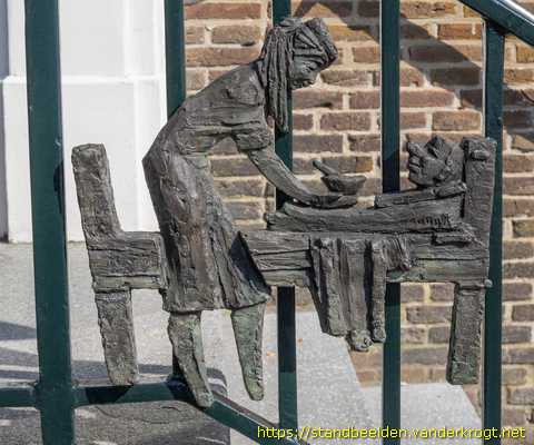 Zierikzee - Personeel en bewoners van de Cornelia-Stichting