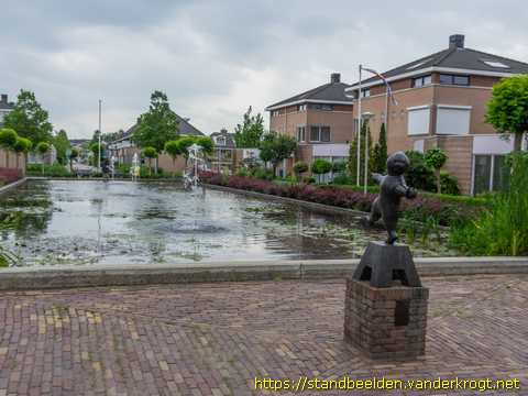 Alphen aan den Rijn - Marc groet 's morgens de dingen