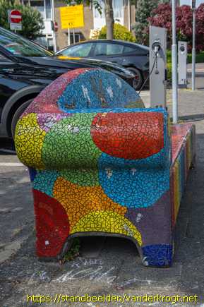 Alphen aan den Rijn - Social Sofa 'Lauraplein'