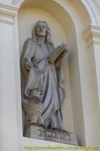 Den Haag - Christus Koning en de evangelisten Lucas en Johannes
