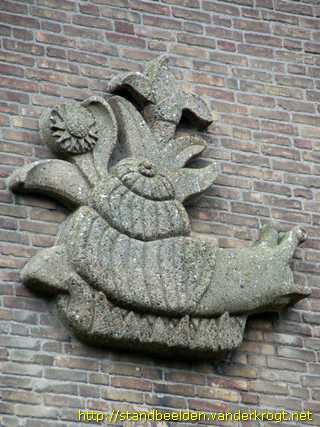 Den Haag - Reliëfs dieren