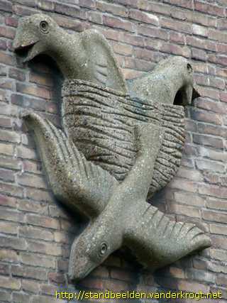 Den Haag - Reliëfs dieren