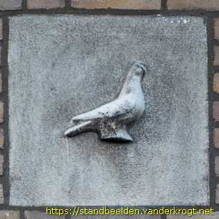 Den Haag - Haan, vis en duif