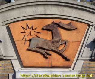Den Haag - Herten en bloemen
