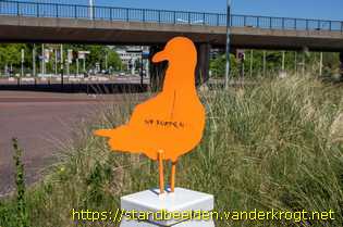 Den Haag - Meeuwen op meerpalen