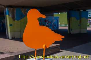 Den Haag - Meeuwen op meerpalen