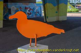Den Haag - Meeuwen op meerpalen