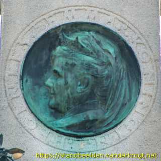 Den Haag - Koningin Emma