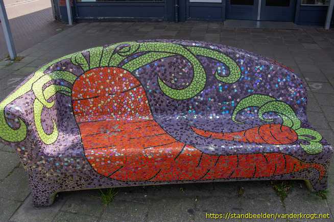 Den Haag - Social Sofa 'Loosduinen-Wortel'