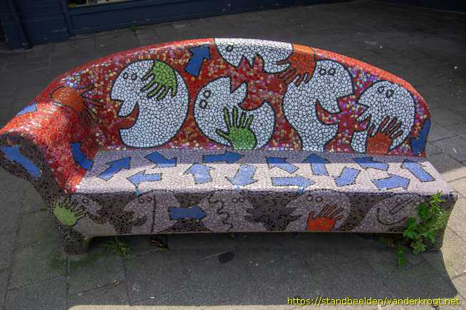 Den Haag - Social Sofa 'Loosduinen-Lachebekjes'