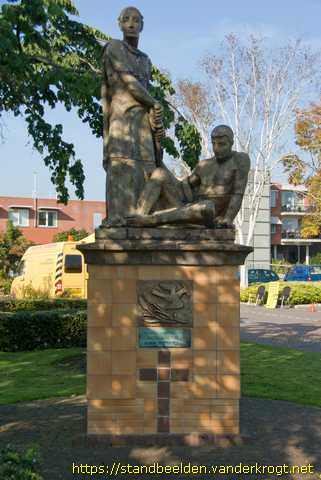 Roelofarendsveen - Oorlogsmonument